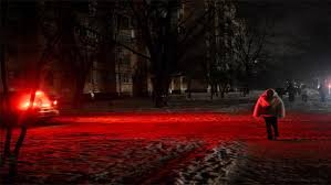 ইউক্রেনের দুই শহরে রাশিয়ার হামলা, আহত ১৩