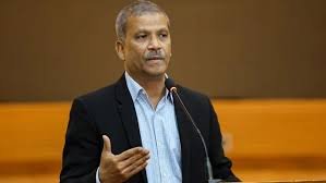 নবনির্বাচিত সংসদ সদস্যদের শপথ পড়াবেন কে, জানালেন আইন উপদেষ্টা