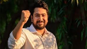 ২ হাজার ভোটের ব্যবধানে জিতলেন নাহিদ ইসলাম