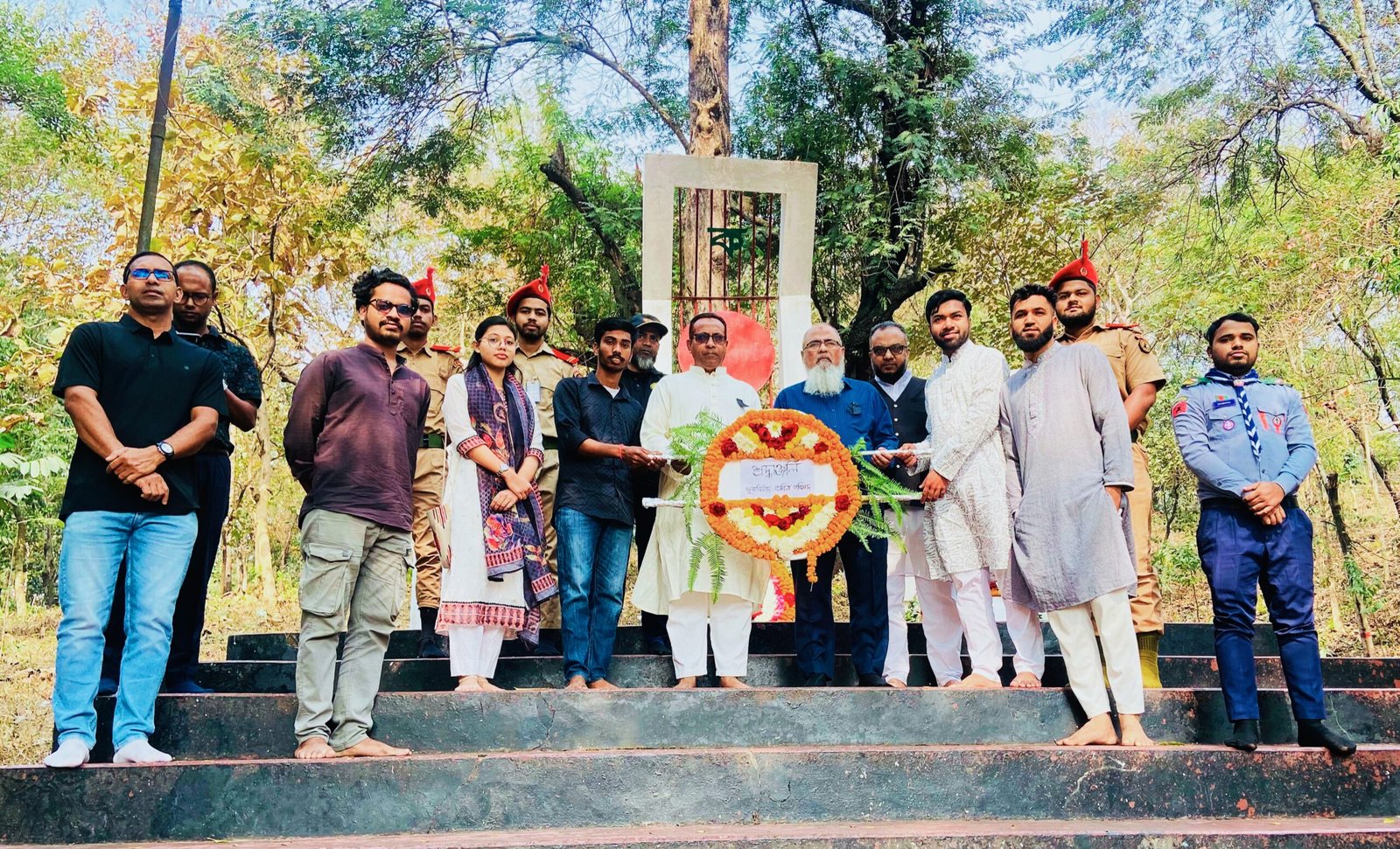 আন্তর্জাতিক মাতৃভাষা দিবসে মুরারিচাঁদ কবিতা পরিষদের শ্রদ্ধা নিবেদন