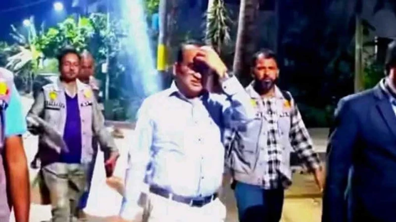 জামায়াত আমিরের এক্স অ্যাকাউন্ট হ্যাকের ঘটনায় বঙ্গভবন কর্মকর্তা আটক