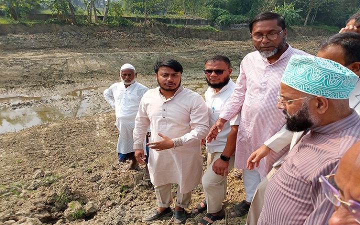 খালখনন কর্মসূচি বন্যা নিয়ন্ত্রণে গুরুত্বপূর্ণ ভূমিকা রাখবে : এমপি এম এ মালিক