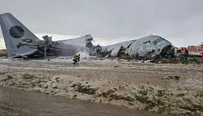 বলিভিয়ায় টাকা ভর্তি বিমান বিধ্বস্ত, নিহত ১৫