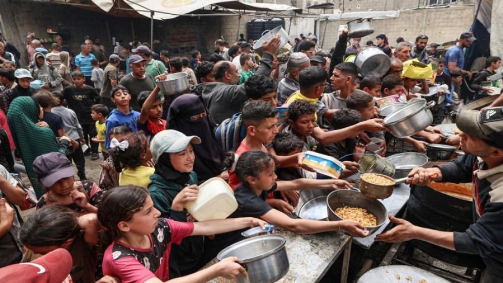 বিশ্বে ৪ কোটি মানুষ তীব্র খাদ্যসংকটে পড়তে পারে