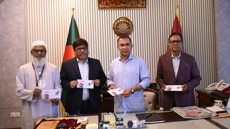 স্বাধীনতা দিবস উপলক্ষে স্মারক ডাকটিকিট উন্মোচন করলেন প্রধানমন্ত্রী