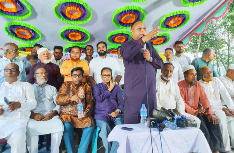 সম্প্রীতি রক্ষায় কাজ করবে সরকার: এমরান চৌধুরী