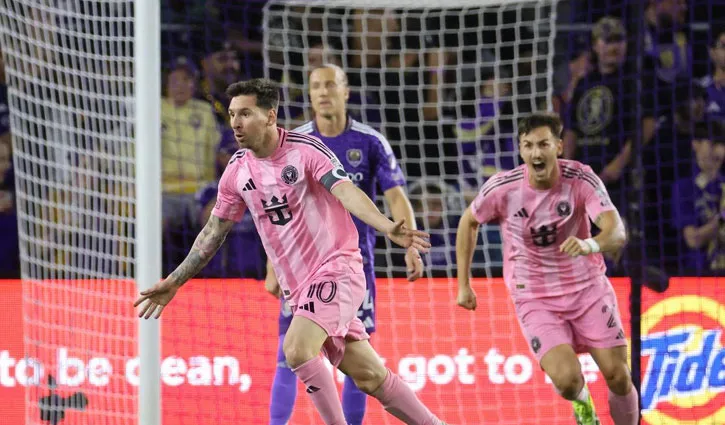 মেসির জোড়া গোলে ইতিহাস ছুঁয়ে মায়ামির প্রত্যাবর্তন