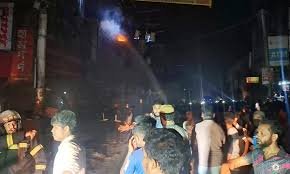 ট্রান্সফরমার বিস্ফোরণে বহুতল ভবনে আগুন, দগ্ধ ৫