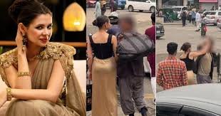 পথচারীকে মারধর, মডেল মনিকাকে লিগ্যাল নোটিশ