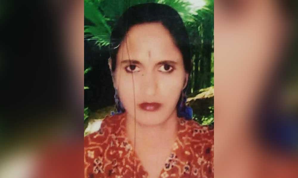 রানা প্লাজার ধ্বংসস্তূপ থেকে বেঁচে ফিরলেও পদ্মায় প্রাণ গেল নাসিমার