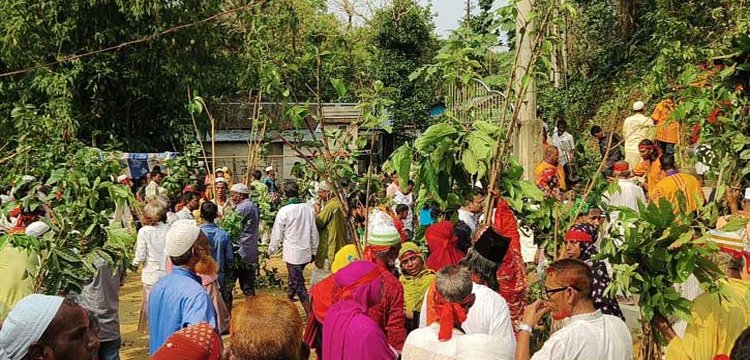 সিলেটে ঐতিহ্যবাহী ‘লাকড়ি তোড়া’ উৎসব উদযাপন