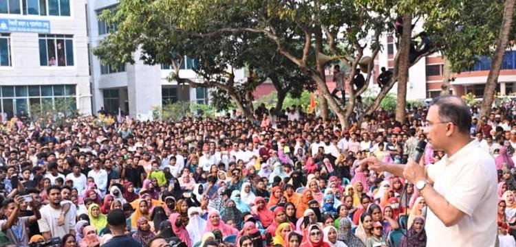 বিরোধী দলের ওপর ভূত আছর করেছে : প্রধানমন্ত্রী