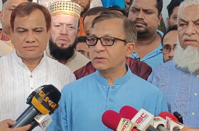 জ্বালানির কারণে শিল্প উৎপাদন কমবে না: সিলেটে বাণিজ্যমন্ত্রী