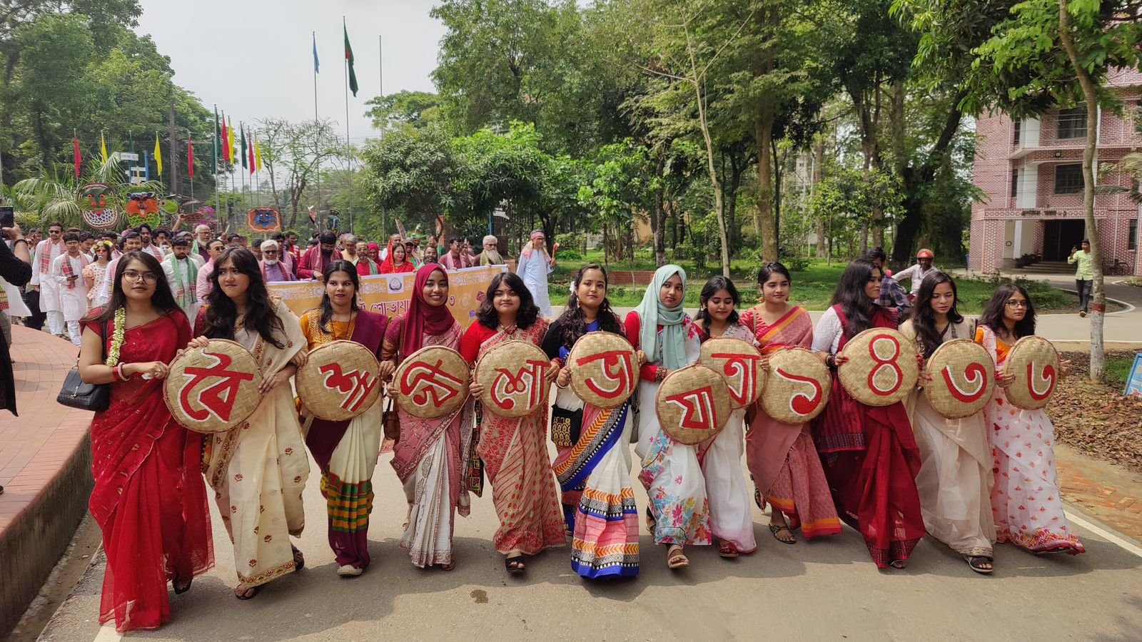রঙে-রূপে বর্ণিল সিলেট: নববর্ষে আনন্দ শোভাযাত্রা