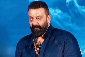 জ্যান্ত মাছসহ মদ পরিবেশন সঞ্জয় দত্তের রেস্তোরাঁয়, নেটিজেনদের তীব্র ক্ষোভ