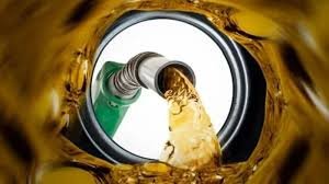 ট্রাম্পের ভাষণের পর লাফিয়ে বাড়ছে তেলের দাম, শেয়ারবাজারে ধস