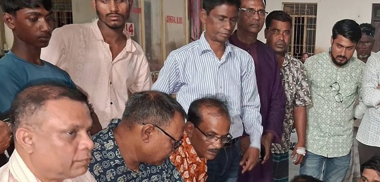 সিলেটে মিথ্যা অভিযোগ সৃষ্টি করে ব্যবসায়ীর ওপর হামলা, গ্রেপ্তার ৫