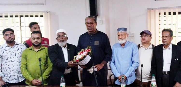 সুনামগঞ্জ রেড ক্রিসেন্ট ইউনিটে নতুন নেতৃত্ব, দায়িত্ব নিলেন মিজান চৌধুরী