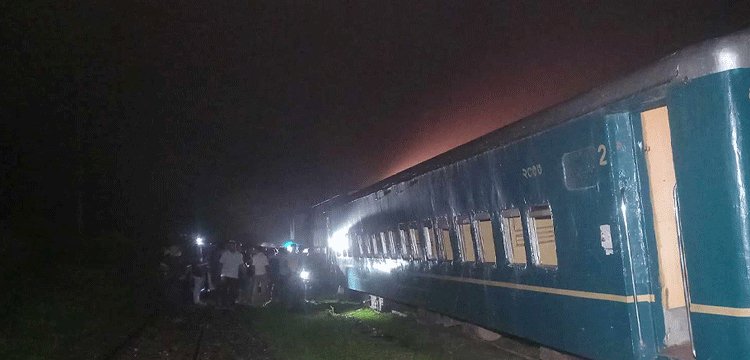 ট্রেনের বগি লাইনচ্যুত : সাড়ে ৪ ঘণ্টা পর সিলেটের সঙ্গে রেল যোগাযোগ স্বাভাবিক