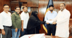 সিসিকের দুই কর্মীর পরিবার পেল ৮ লাখ টাকা অনুদান