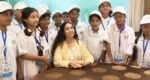 শিক্ষার্থীদের সঙ্গে খোশগল্পে মেতে উঠলেন জাইমা রহমান