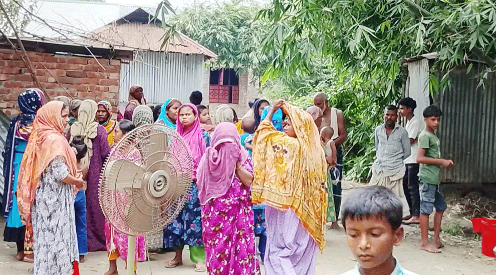 পুকুরে ডুবে প্রাণ গেল ভাই-বোনের