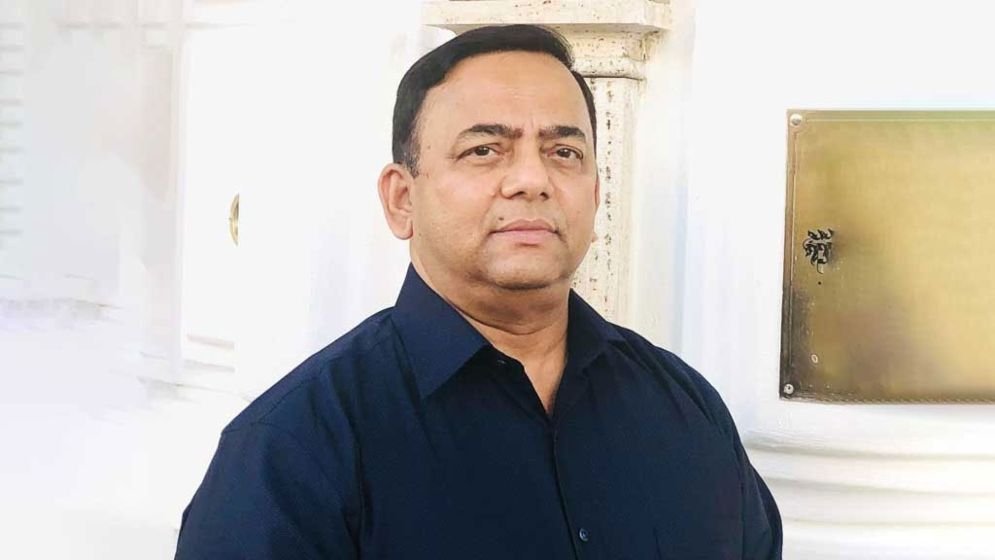 দুবাইয়ে গ্রেফতার বেনজীরের কাছে একাধিক দেশের পাসপোর্ট