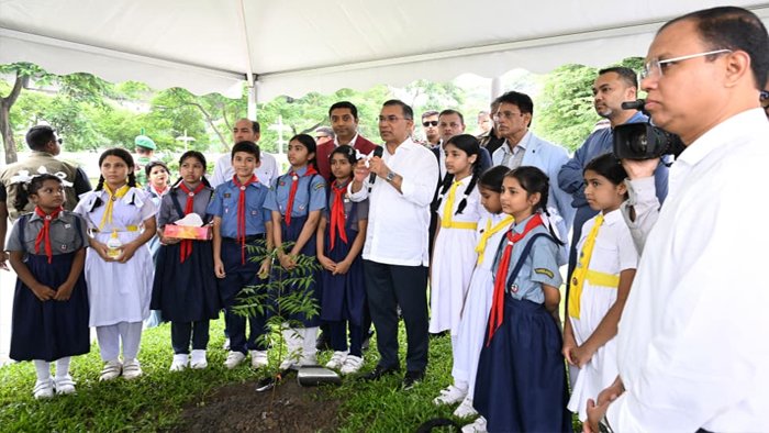 দেশটাকে আরও সবুজ করে গড়ে তুলতে হবে: প্রধানমন্ত্রী