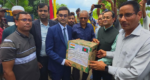প্রধানমন্ত্রীকে ১০০ কার্টন আনারস পাঠালেন ত্রিপুরার মুখ্যমন্ত্রী মানিক সাহা