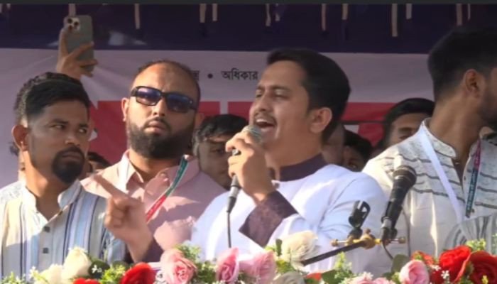 সমালোচনার মতো কাজ করলে তার সমালোচনা করবোই: সারজিস আলম