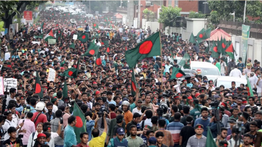 জুলাই যোদ্ধা ও শহীদ পরিবারের জন্য বিমান ভাড়ায় ৫০ ভাগ ছাড়