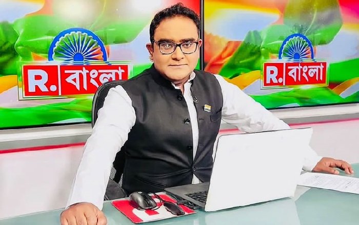 রিপাবলিক বাংলা ছাড়লেন সাংবাদিক ময়ূখ রঞ্জন ঘোষ