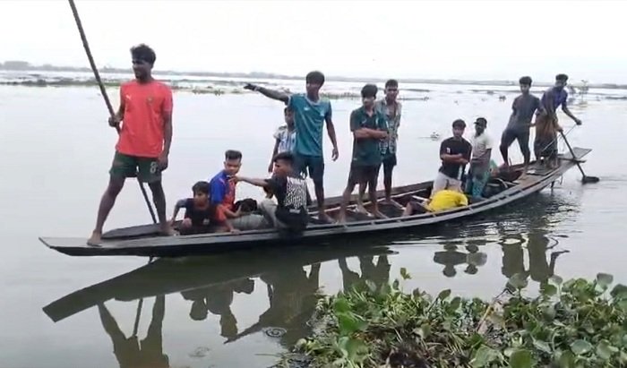 সুনামগঞ্জে কীর্তন শেষে ফেরার পথে নৌকাডুবি: একজনের মরদেহ উদ্ধার, নিখোঁজ ৩