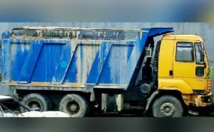 শ্রীমঙ্গলে ট্রাকের ধাক্কায় ইজিবাইকচালক নিহত, আটক ২